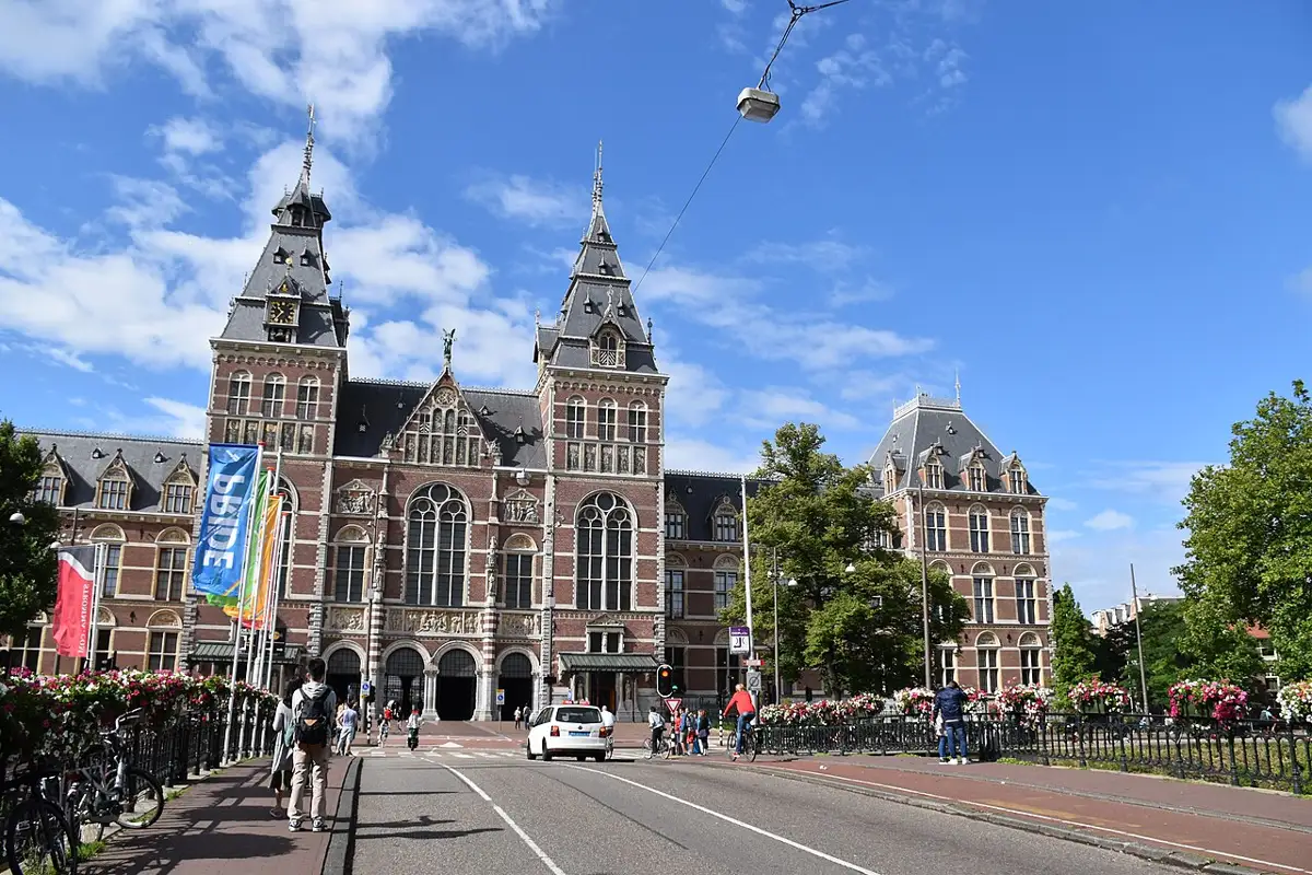 Северный фасад Rijksmuseum
