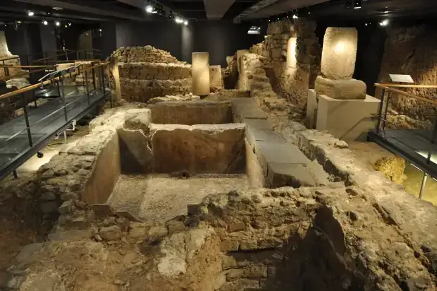 Excavations at the Domus de Sant Honorat
