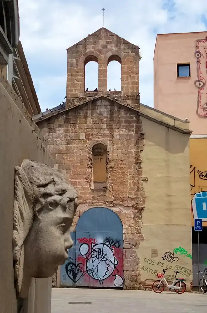 The apse of Sant Llàtzer by Plaça del Pedró