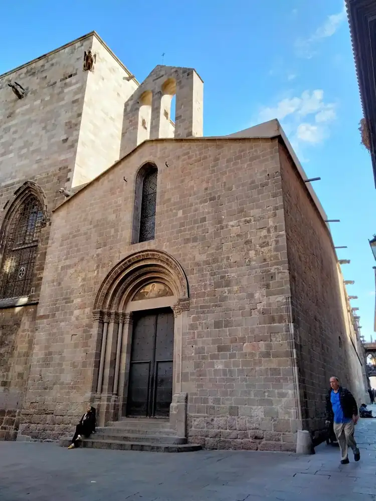 The Santa Llúcia chapel on the corner of Carrer del Bisbe
