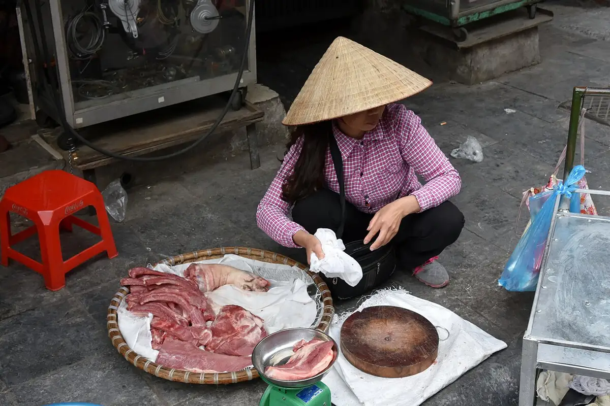A street in Phố Cổ