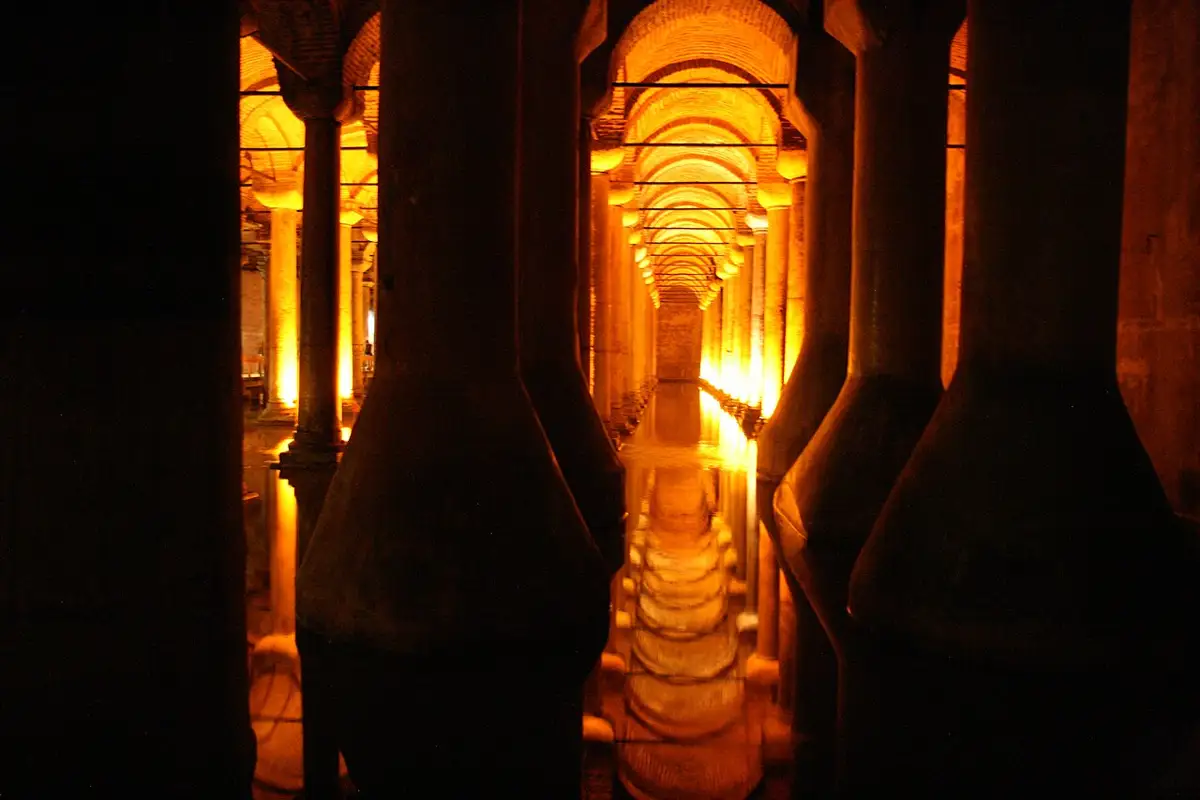 Колонны Basilica Cistern
