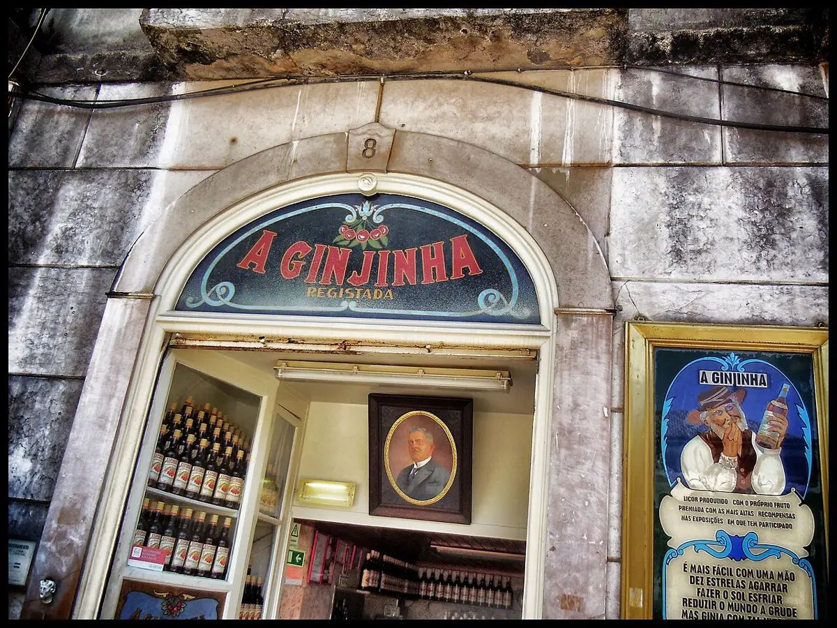 A Ginjinha на Largo de São Domingos