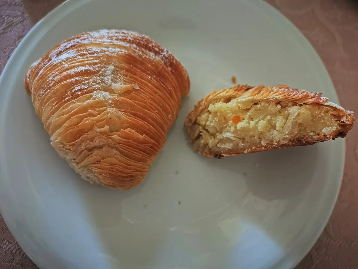 A Neapolitan sfogliatella riccia