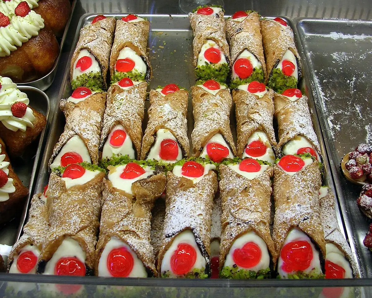 Sicilian cannoli